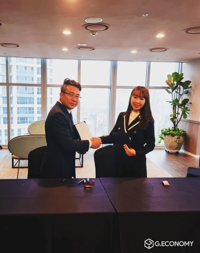사진: 주식회사 폴라리스 채우혁대표, 썸머스타코리아 목지원 대표