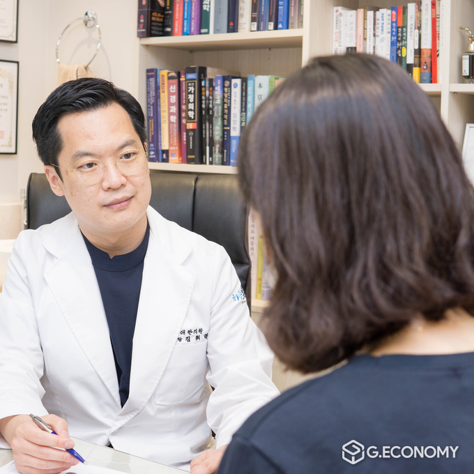 사진: 하늘애한의원 상일동점 김휘열 원장