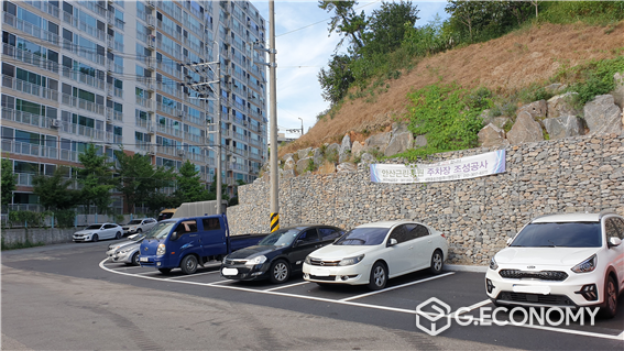 사진=여수시 안산근린공원 주차장