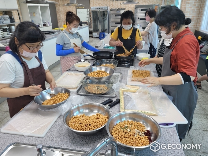 요리로 배움과 나눔 실천해요 (사진=남원시청)