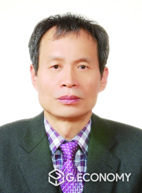 재단법인 동계장학회 장학금 전달 동계장학회 이용윤 이사장(사진=순창군청)