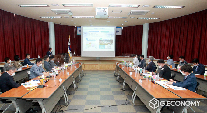 사진=백신기술 사업화 랩 간담회 , 화순백신산업특구 전남생물의약연구센터에서 열린 백신기술 사업화 오픈이노베이션 간담회