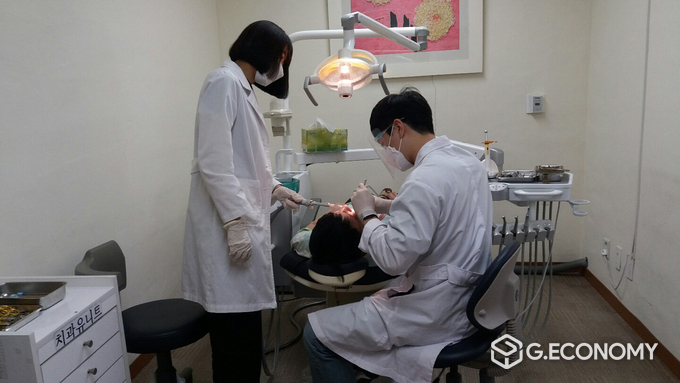 남원시보건소, 스케일링 하는 모습 (사진=남원시)