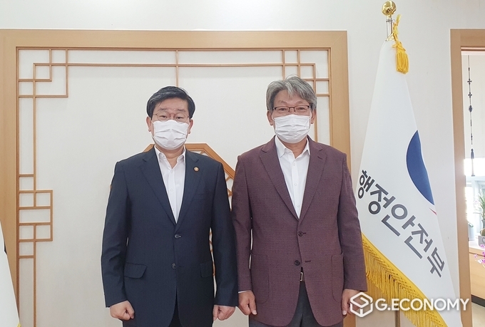 유진섭 시장 5일, 전해철 행안부 장관 만나 특별교부세 지원 요청(사진=정읍시청)
