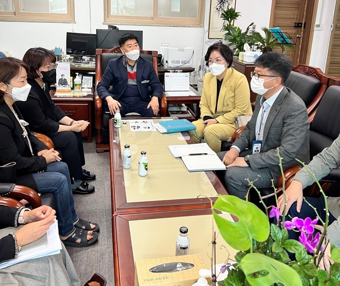 사진 = 최영심 의원, 행정사무감사 앞두고 교육시설 현장점검활동