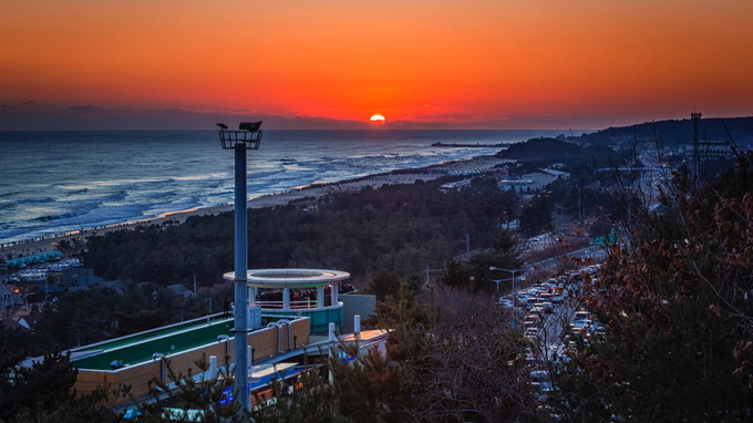 '동해휴게소' 일출 (사진제공: 동해휴게소)