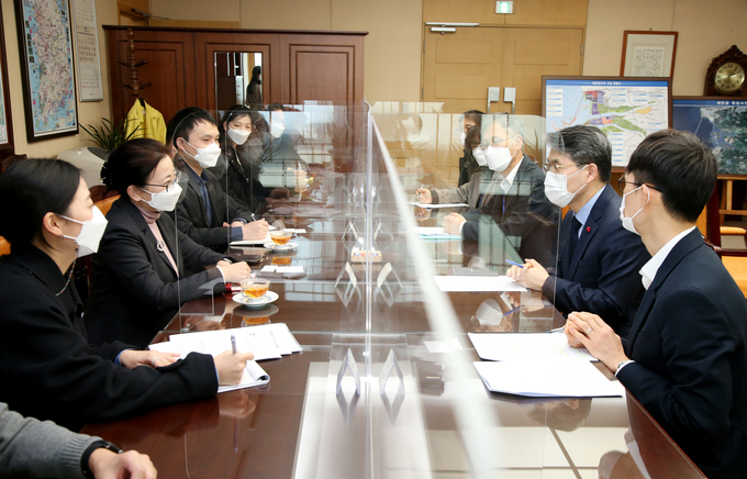 한중일 3국 협력사무국(TCS), 전북도 방문(사진=전북도청)