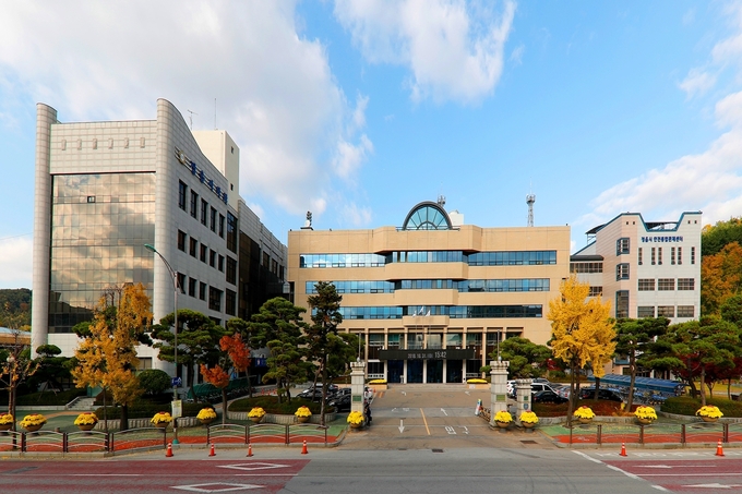 정읍시, 시청 등 25개소 공공 건축물 내진 보강 ‘시민 안전 최우선’-시청사(사진=정읍시청)