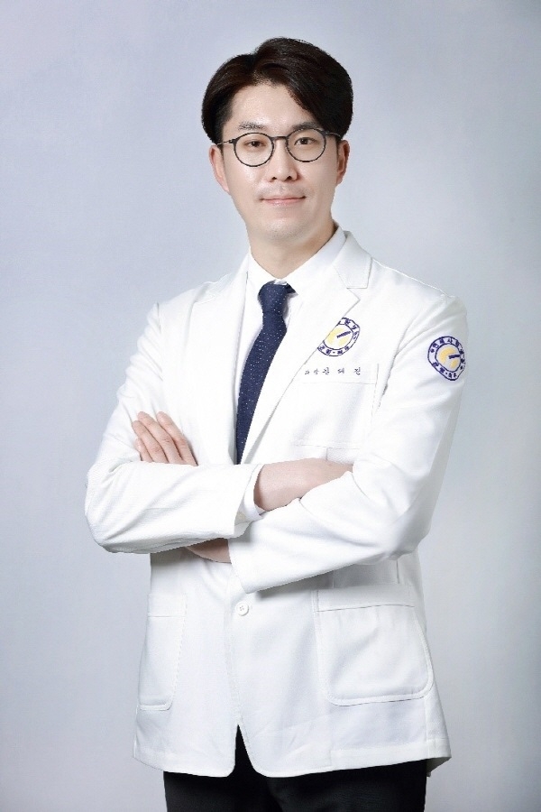 사진 설명=연세사랑병원 김태진 원장