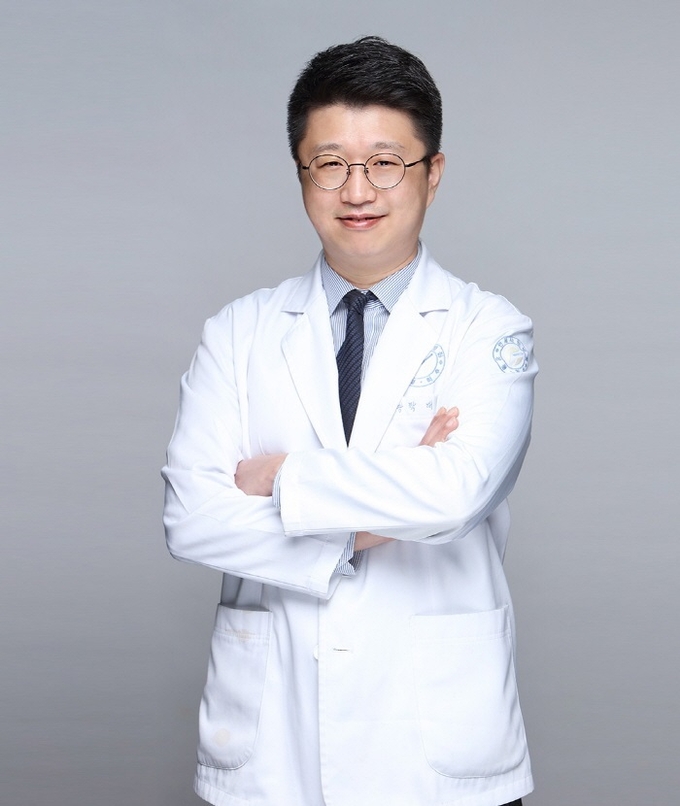 연세사랑병원 탁대현 원장