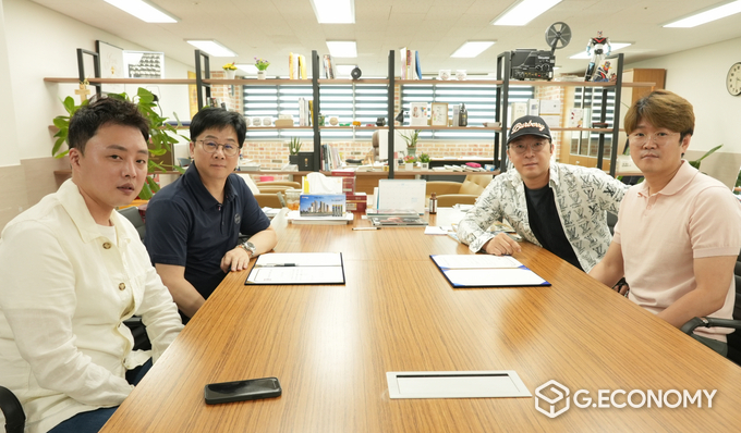 주)다올엔터테인먼트 김명철 대표, (주)엑스엑스엑스이엘이 이동훈 대표 업무협약 체결