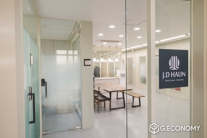 공유오피스 '제이디하운'은 강남, 논현, 선릉, 선정릉 지점 등 강남권에 9개 지점을 운영하고 있다. (사진제공: 제이디하운)