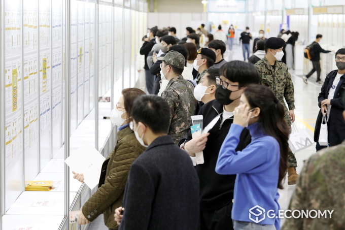 KB국민은행, 일자리연결 프로젝트 'KB굿잡' 통해 3만 2천여개 일자리 연결(사진=KB국민은행)