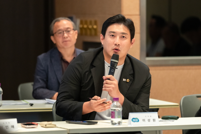 경제부지사-경기북부지역 간담회에서 건의 중인 이상원 의원 (사진=경기도의회)