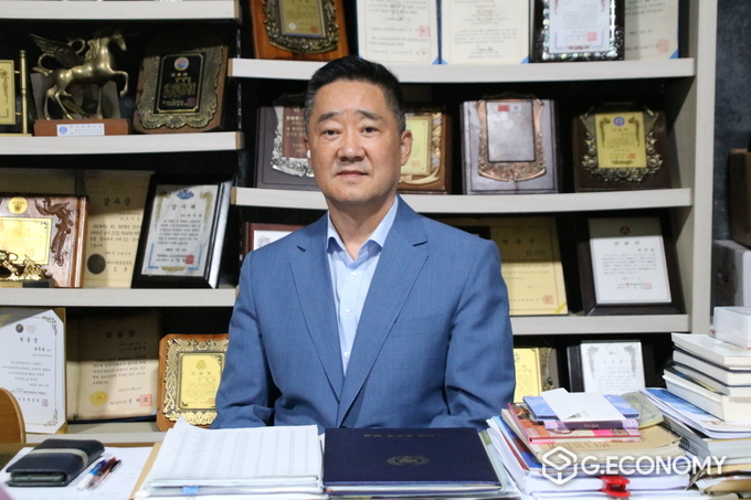 제1회 대한민국 시니어 트로트 경연대회 주최, 프린스 엔터테인먼트 유석종 회장, 뉴스아이이에스
