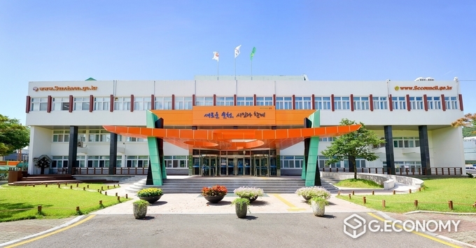 순천시청사 전경 / 순천시 제공