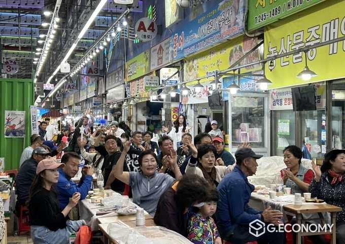지난해 열린 남진야시장 행사 모습 / 목포시 제공