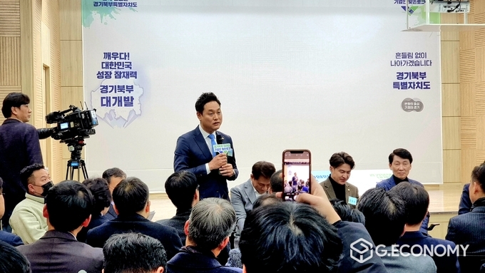 오석규 의원이 지난 11일 '경기북부 대개발 기업인 맞손토크'에 참석해 발언하고 있다.