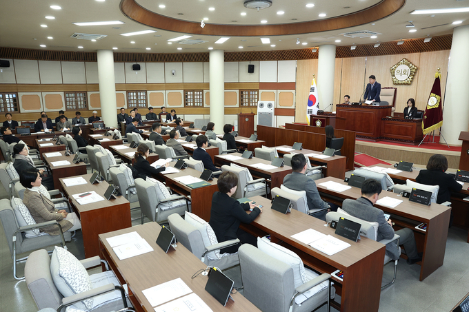 4일 제282회 임시회 오후 5시 40분 경 전경 (사진=고양특례시의회)
