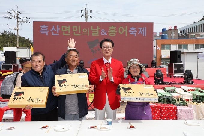 신안의 맛 홍어 비빔밥 만들이 포퍼먼스
