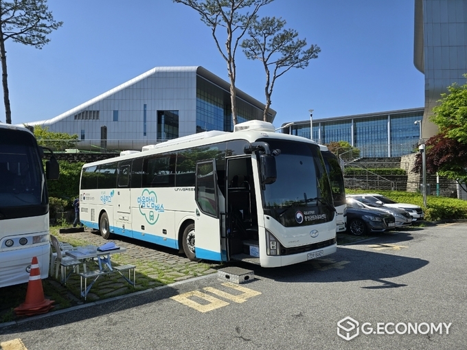 충남도 자치경찰위원회 ‘찾아가는 힐링버스’ 운영 사진(충남도: 제공) 