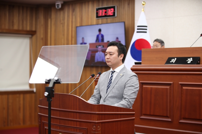 (24.05.10)제293회 임시회 결의안(김봉성 의원님)