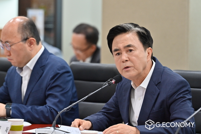 충남도 제63차 실국원장회의 김태흠 지사 
