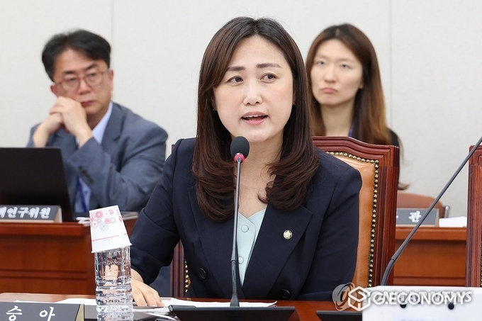 국회 교육위원회 백승아 의원