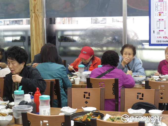사랑의 점심나눔 행사 (사진=신종삼기자)