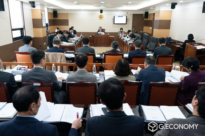 인천시의회 (산경위 ) 인천경제청 행정사무감사 실시