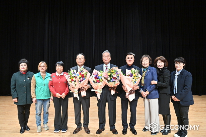 김태흠 지사, 종축장이전개발 범천안시민추진위 창설 29주년 기념식 참석