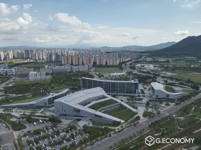 충청남도 홍성군 소재 충남도청