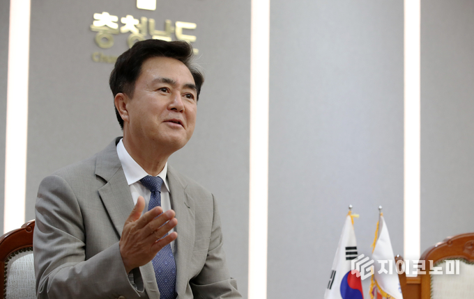 충청남도지사 김 태 흠