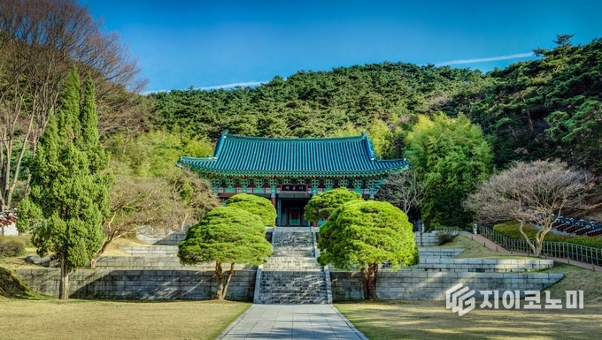‘한국관광 100선’ 충남도내 명소 ‘아산 현충사’