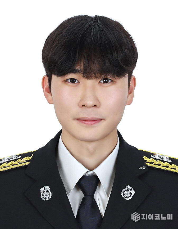 충남 소방본부 박진식 소방사, 비번날 수영장서 익수 심정지 환자 심폐소생술로 구해