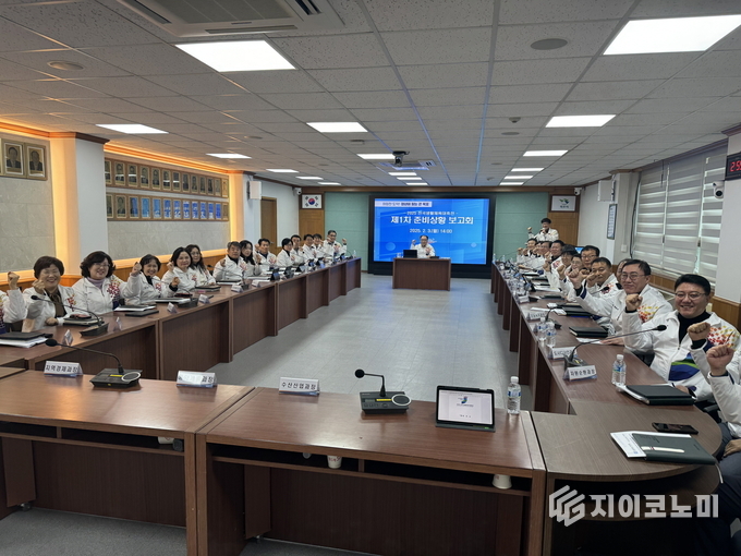 2025 전국생활체육대축전 준비상황 보고회에 참석한 목포시 간부공무원들. 목포시 제공
