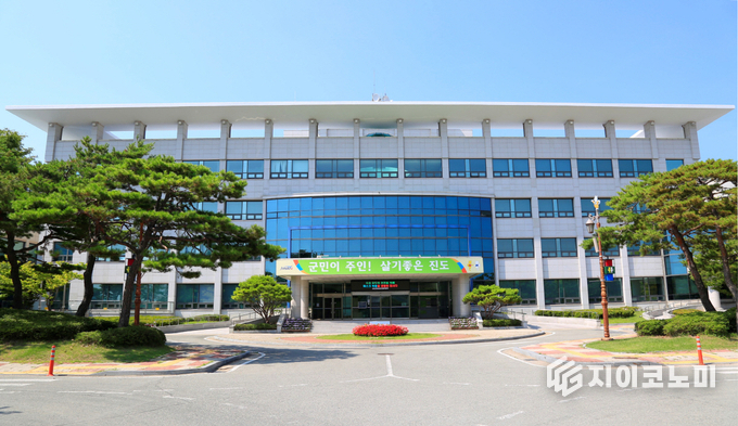진도군청 전경