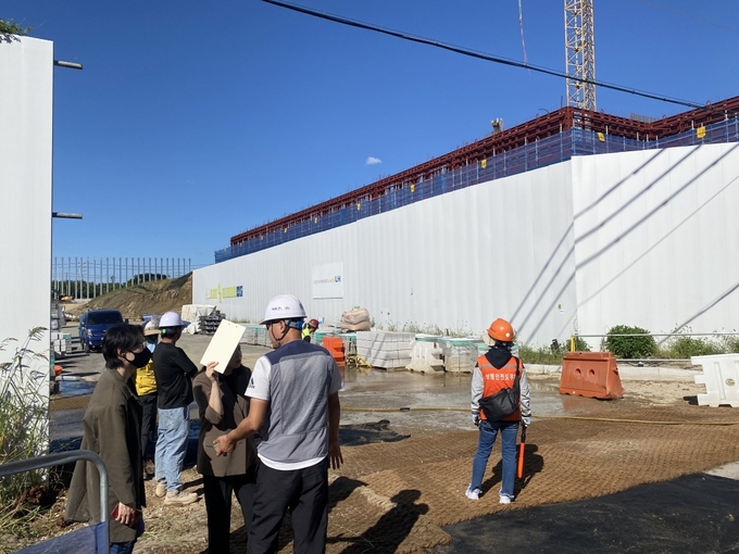 원일초등학교 주변 공사장 안전점검 (사진=부천시)