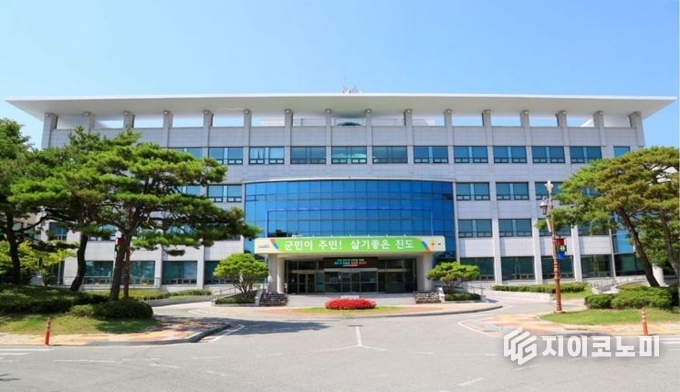 진도군청 전경