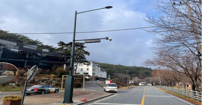 이상동기 범죄예방 치안인프라 설치 공모사업으로 전남에 설치된 스마트폴. 전남도자치경찰위원회 제공