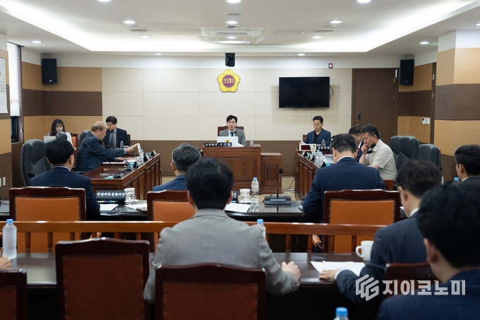 인천시의회 산업경제위원회 ,국제업무지구 정상화 논의