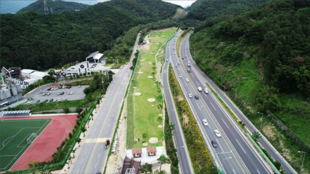 경남 양산시가 조성한 18홀 규모 동부양산파크골프장(양산시 사진제공)