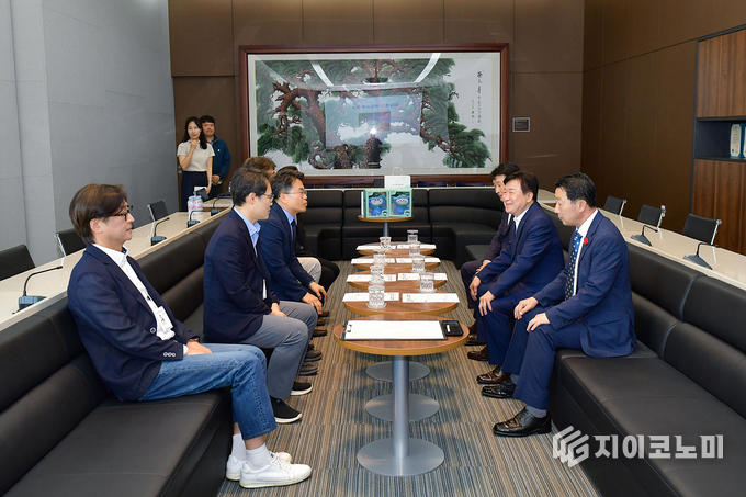 정기명 여수시장, 소통 행보 재개…“다시 민생현장 속으로!”