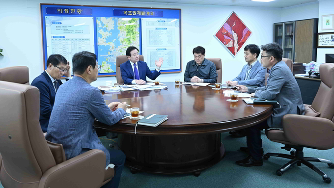 13일 조성오 의장과 이동수 부의장, 정재훈 의회운영위원장이 침수 위험지역 하수시설 정비 현황을 보고받고 대응책을 논의했다. 목포시의회 제공