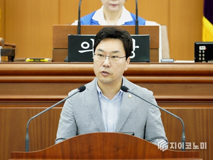 양천구의회 유영주 의원 5분 발언 모습.