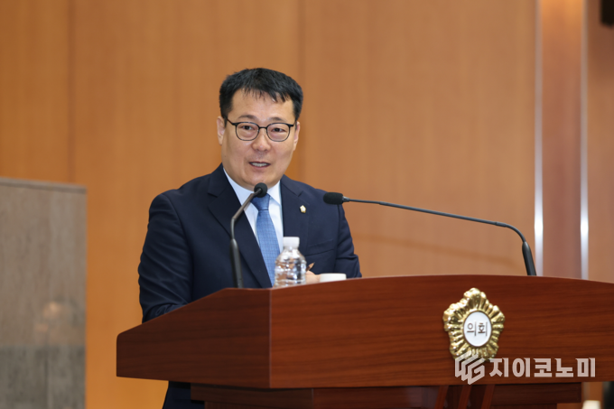 정재동 의원 발언 모습.