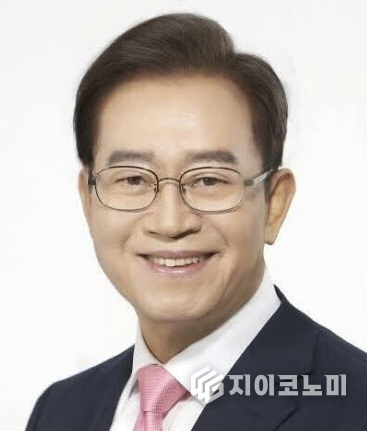 이종배(충북 충주시)의원, '대한민국천년 희망프로젝트 ‘2025 대한민국 도전페스티벌 모범의정상’ 수상
