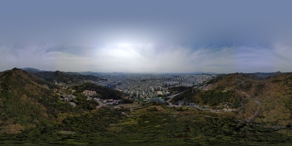 광주시 직원들이 무등산에서 드론으로 촬영한 광주시 전경.