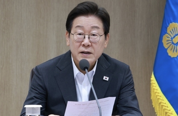 이재명 대통령은 지난달 25일 '광주시민·전남도민 타운홀 미팅'에서 지역주택조합 문제를 지적했다. 