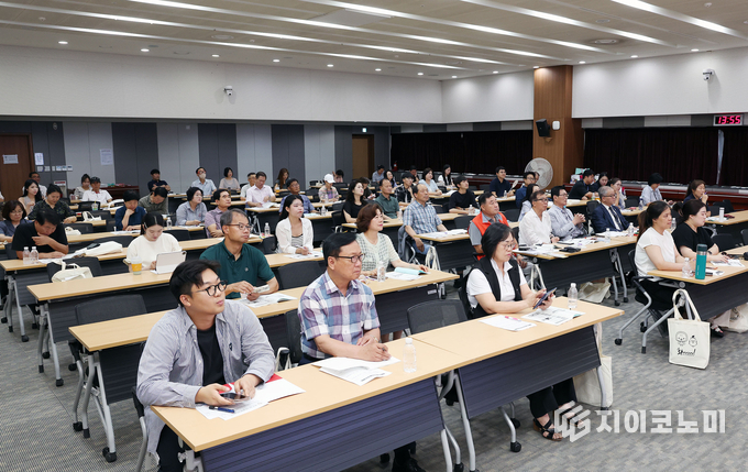 <strong>‘충남관광 서포터즈’ 홍보 역량 강화를 위한 ‘원데이 특강’</strong>